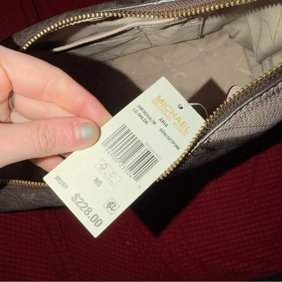 MK Michael Kors Logo Aria Shoulder Bag